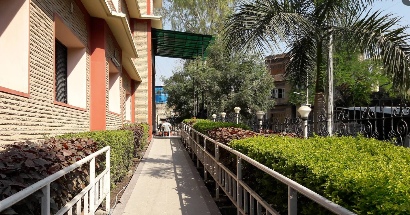 Walkway_Garden_Image